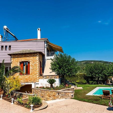 Chariklia'S House With Private Pool Villa Káto Lekhónia Exteriör bild