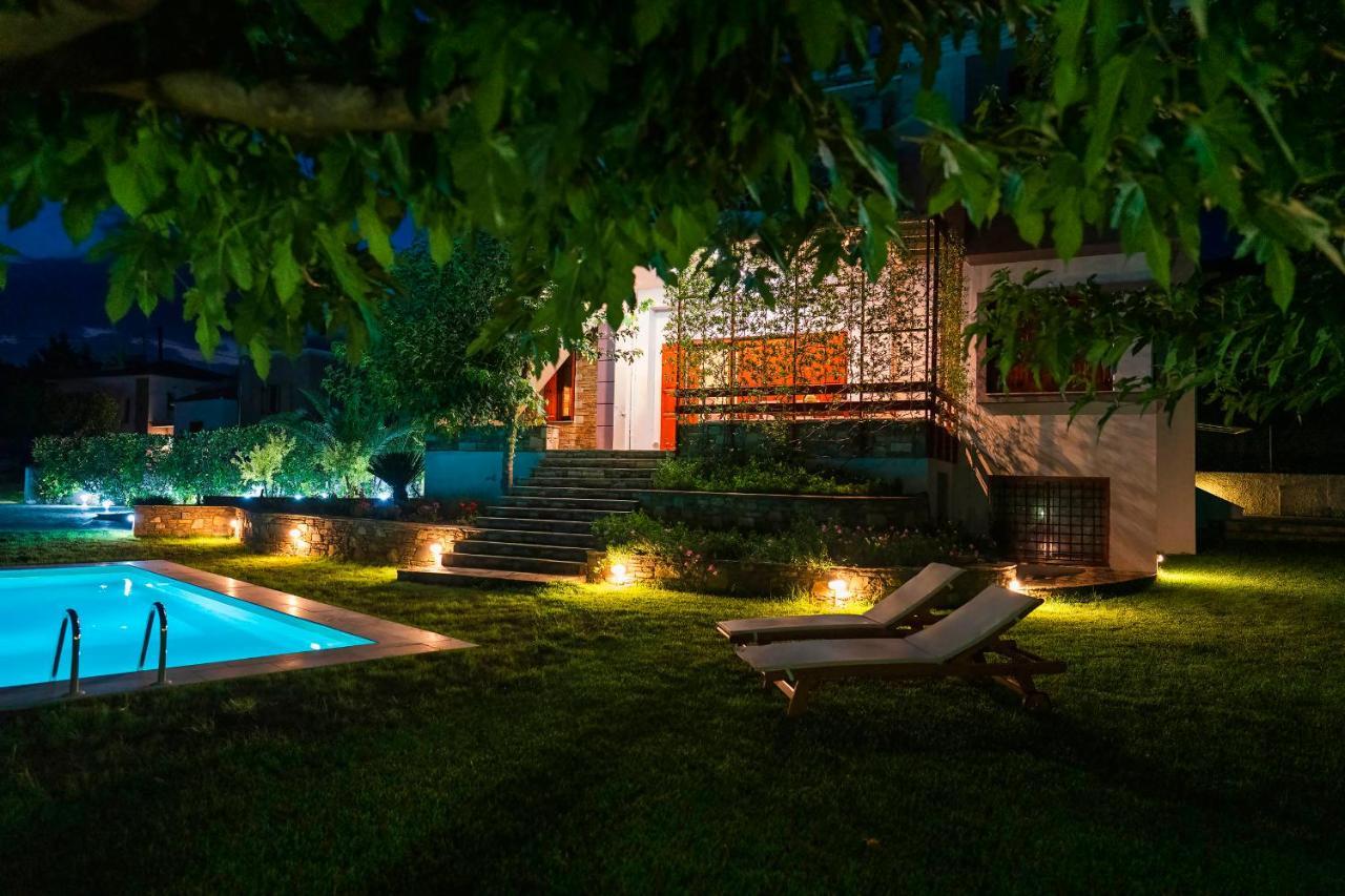 Chariklia'S House With Private Pool Villa Káto Lekhónia Exteriör bild
