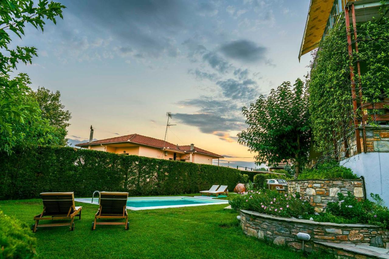 Chariklia'S House With Private Pool Villa Káto Lekhónia Exteriör bild